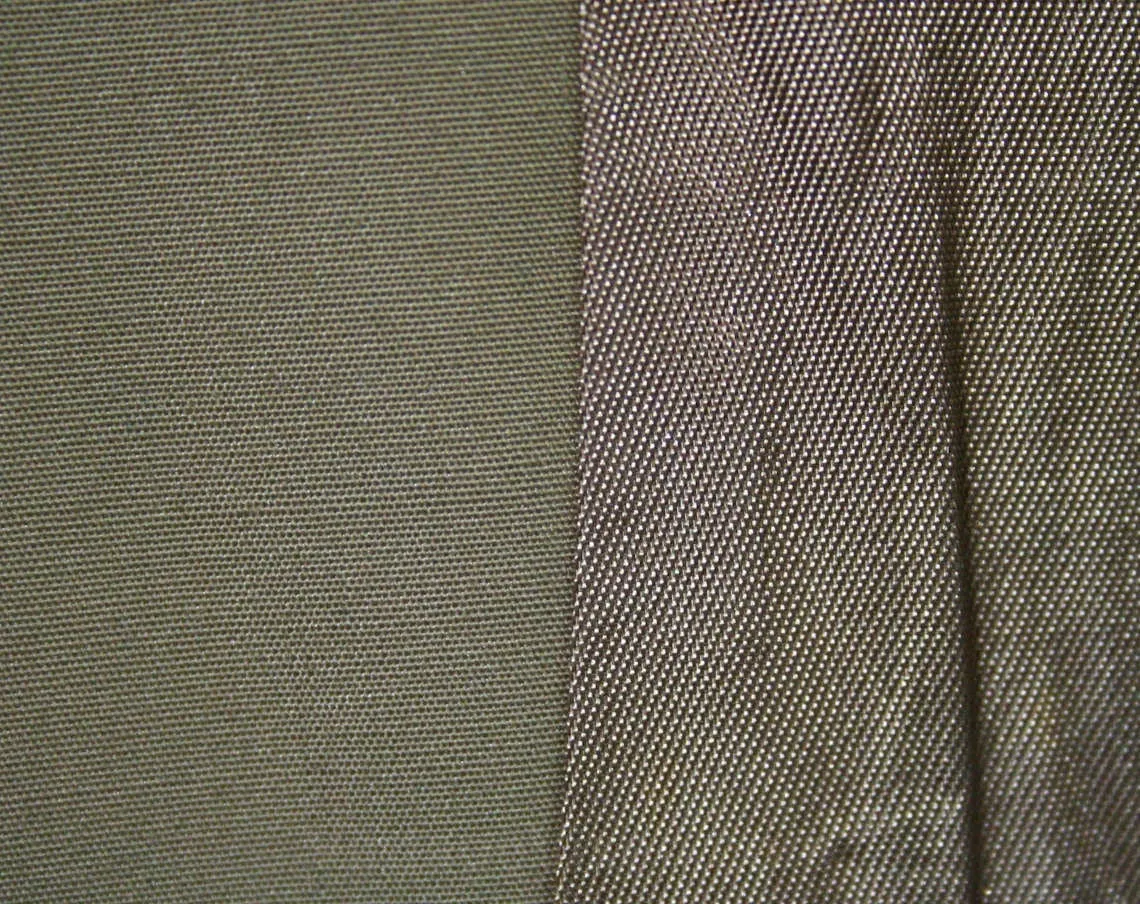Size 6 Trench Coat - 80s Calvin Klein - 1980s Designer - Cotton Canvas - Leather Buttons - Fall - Autumn - Chic - Two Linings - 42987